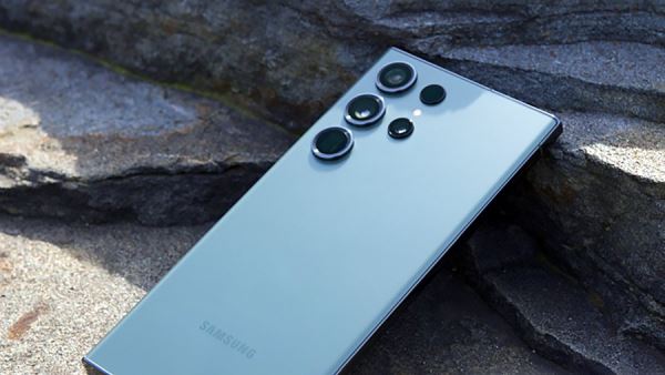 Samsung Galaxy S24 получит улучшенный аккумулятор<br />
