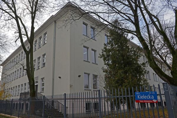 СК РФ даст правовую оценку факту захвата здания школы при посольстве России в Варшаве 