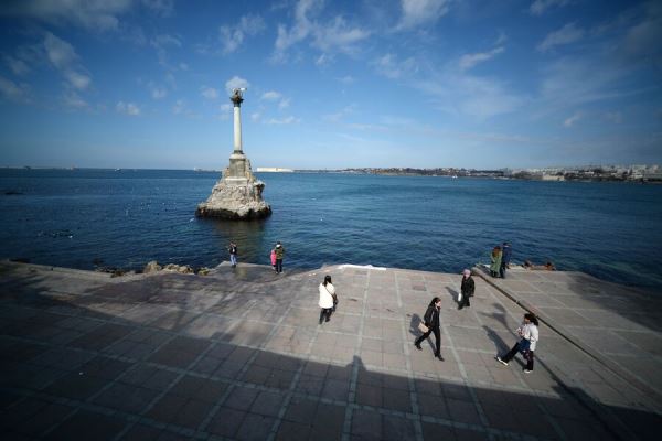 Власти Севастополя сообщили о возобновлении движения морского пассажирского транспорта 