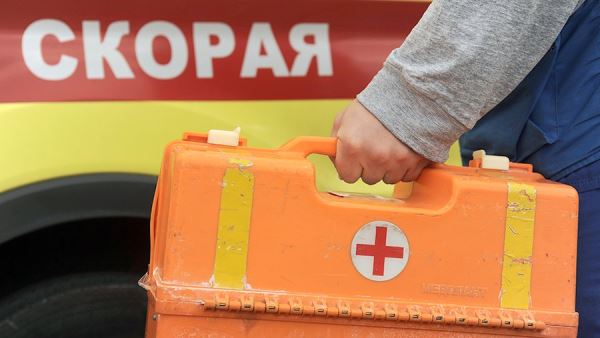 Шесть человек погибли при падении автобуса в овраг в Таджикистане<br />
